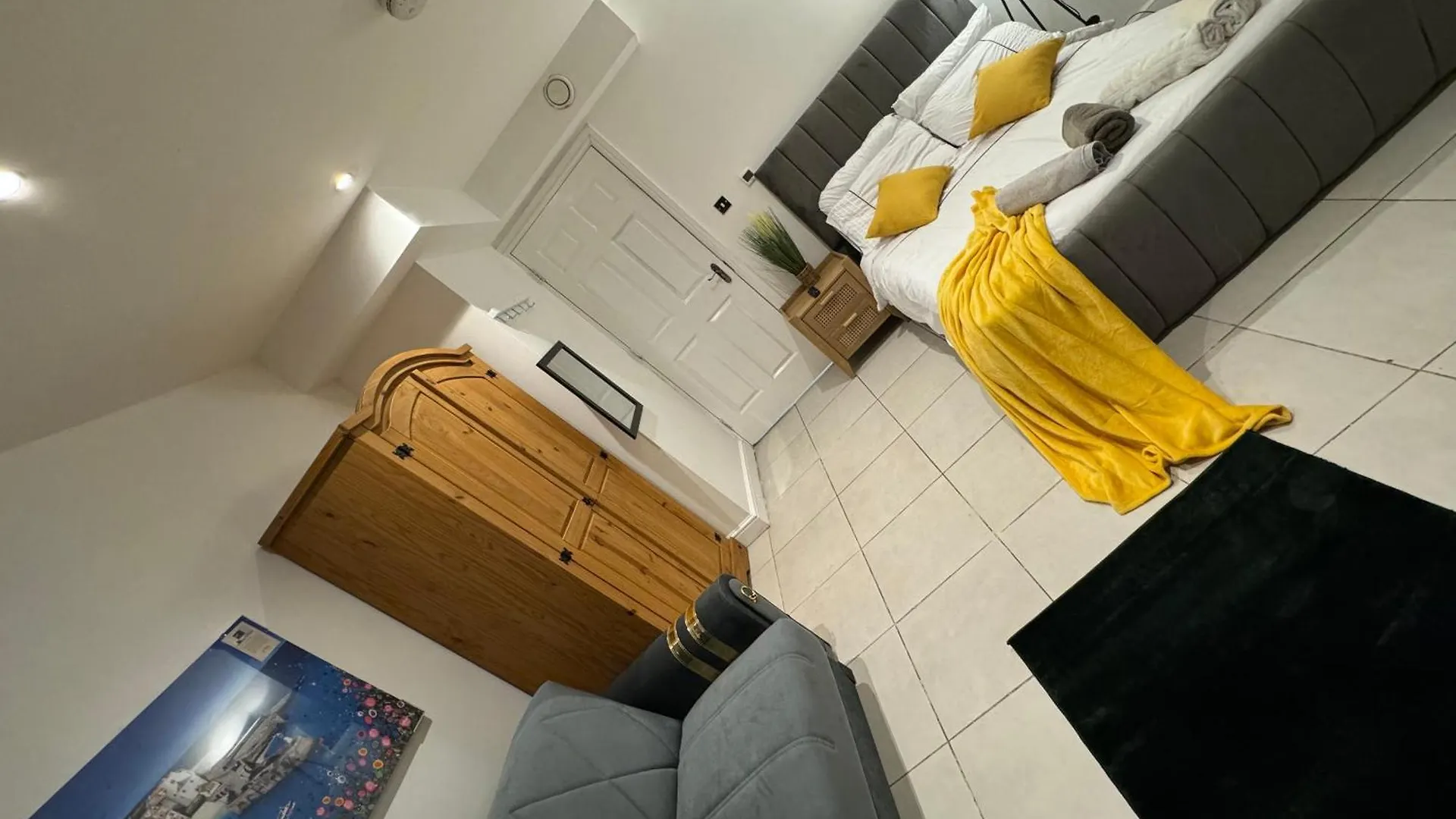 A Modern Luxury Penthouse Close To London Tower-Hil-Canary Wharf-Central Londyn Pensjonat